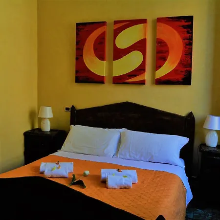 Affittacamere San Pietro Konukevi *